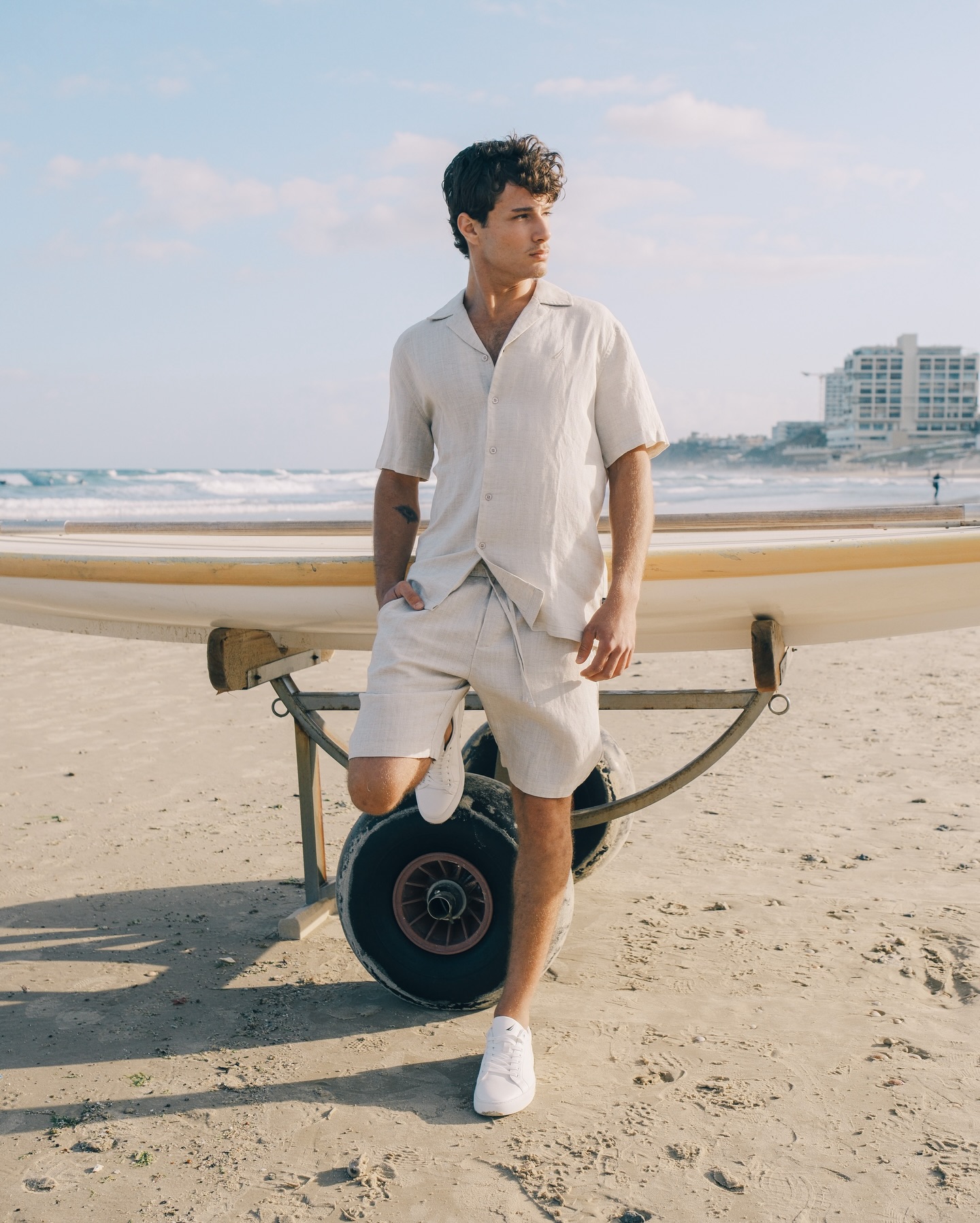 ⁨	קולקציית הקיץ של נאוטיקה ⛵️
מגוון פריטים זמינים עכשיו בחנויות ובאתר >>

‏#Nautica
#SummerCollection 
#ShopNow⁩