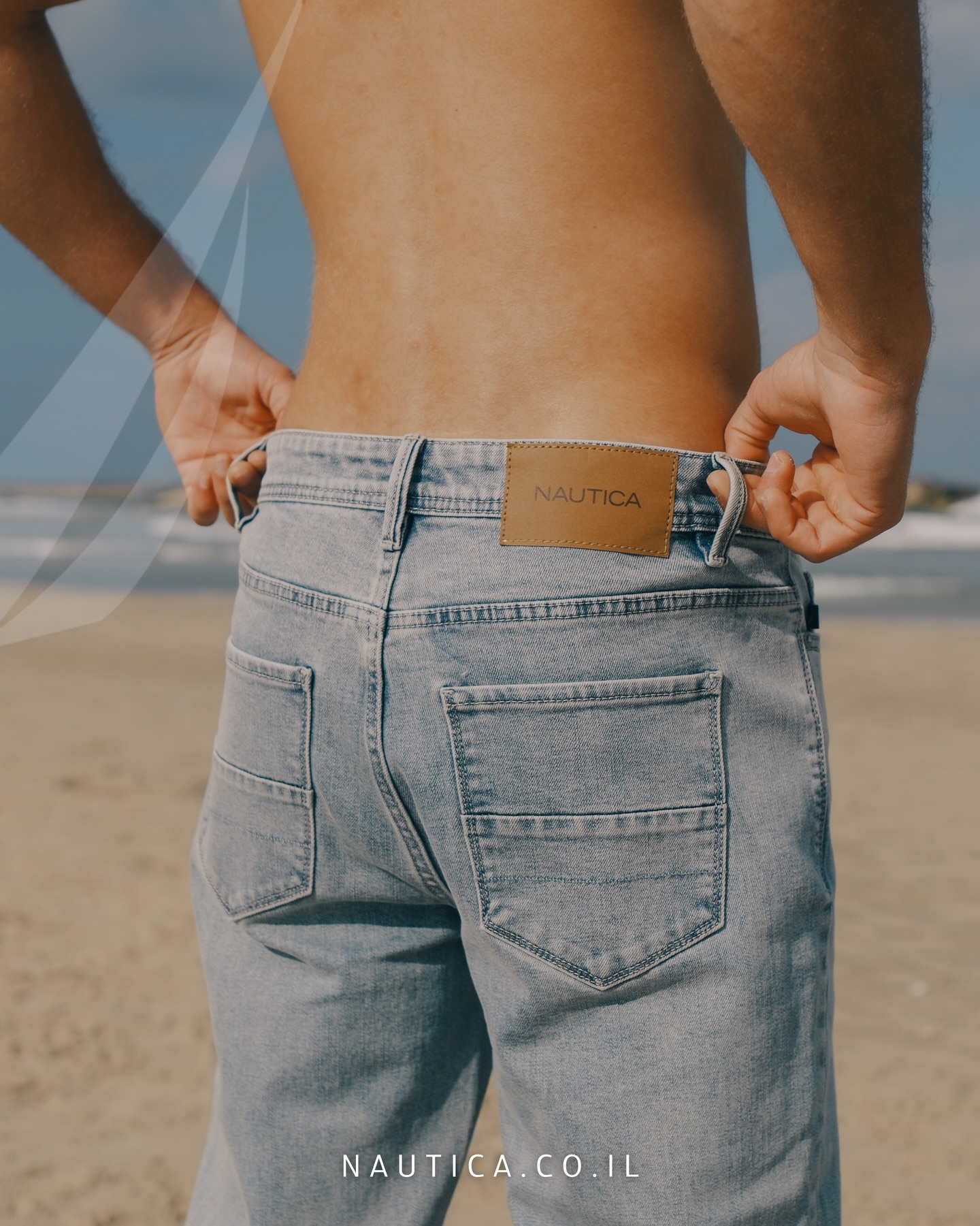 קולקציית הקיץ של נאוטיקה ⛵️
מגוון פריטים זמינים עכשיו בחנויות ובאתר >>

‏#Nautica
#SummerCollection 
#ShopNow